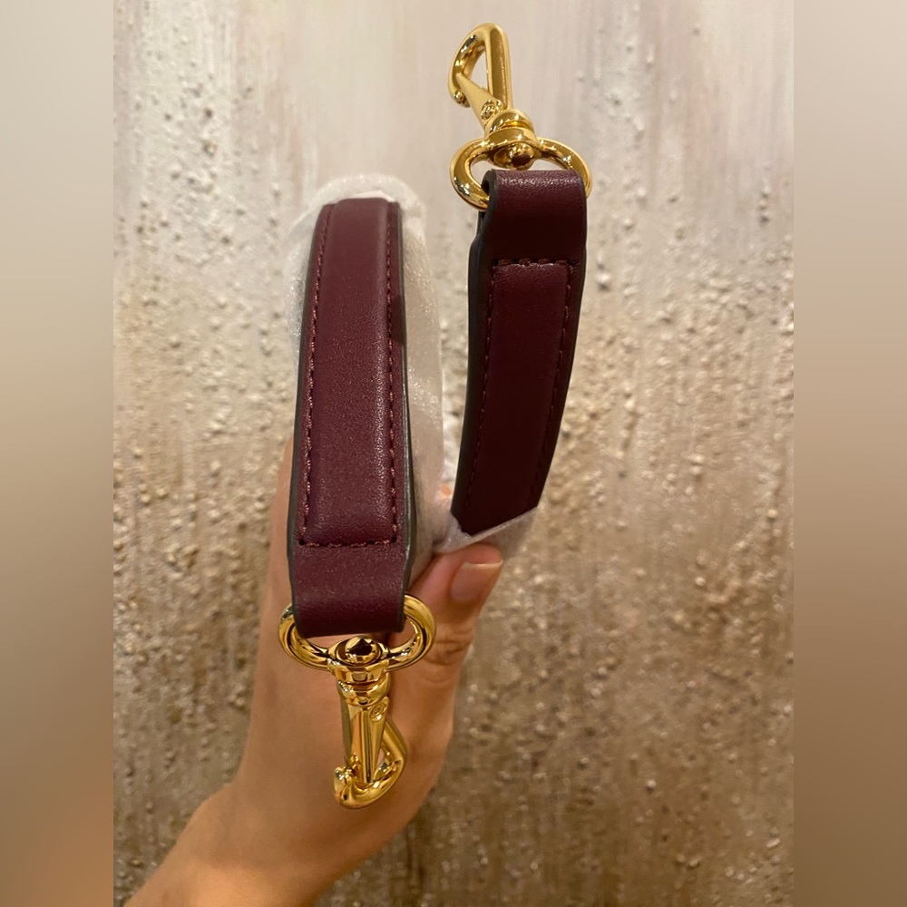 NWT rich burgundy leather purse/shoulder bag strap with gold tone hardware - Picture 3 of 4